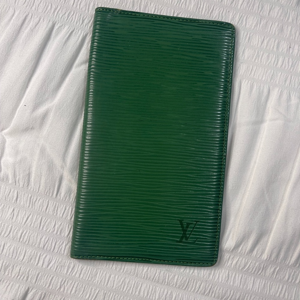 Authentic Louis Vuitton Green Epi Checkbook Wallet